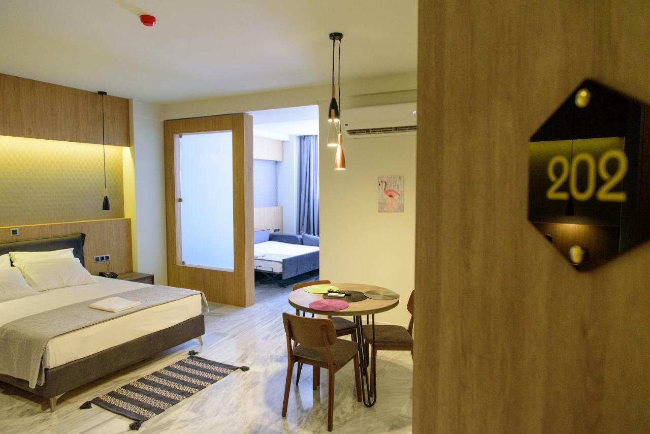 Eva Apartments 比雷埃夫斯 外观 照片