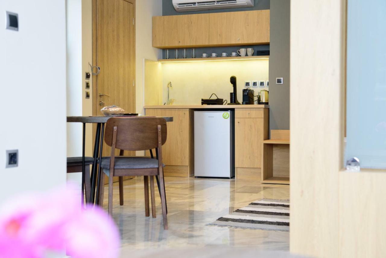 Eva Apartments 比雷埃夫斯 外观 照片