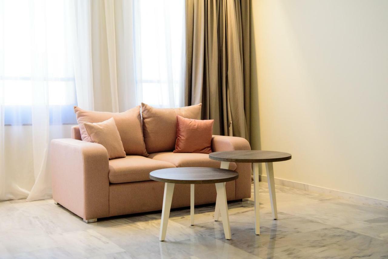 Eva Apartments 比雷埃夫斯 外观 照片