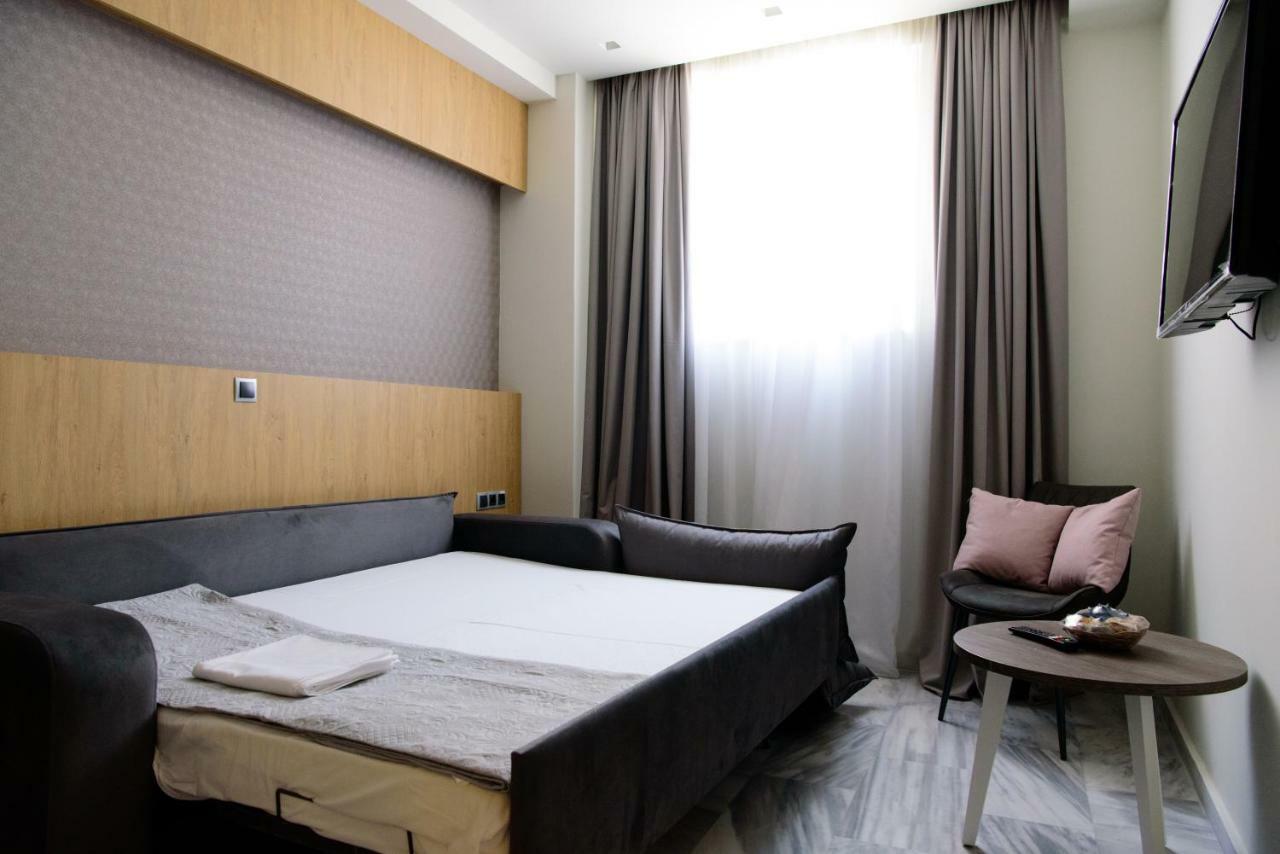 Eva Apartments 比雷埃夫斯 外观 照片