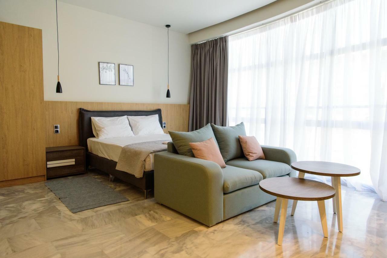 Eva Apartments 比雷埃夫斯 外观 照片