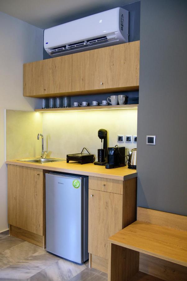 Eva Apartments 比雷埃夫斯 外观 照片